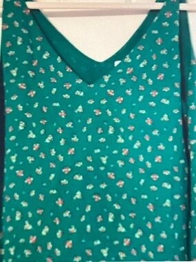LOFT Teal Green Floral V-Neck Tank
